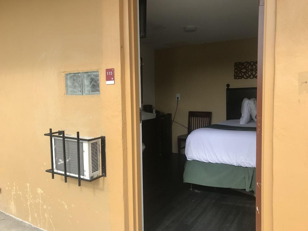 Hotel Belair Orlando Near Florida Mall Oak Ridge Exterior photo